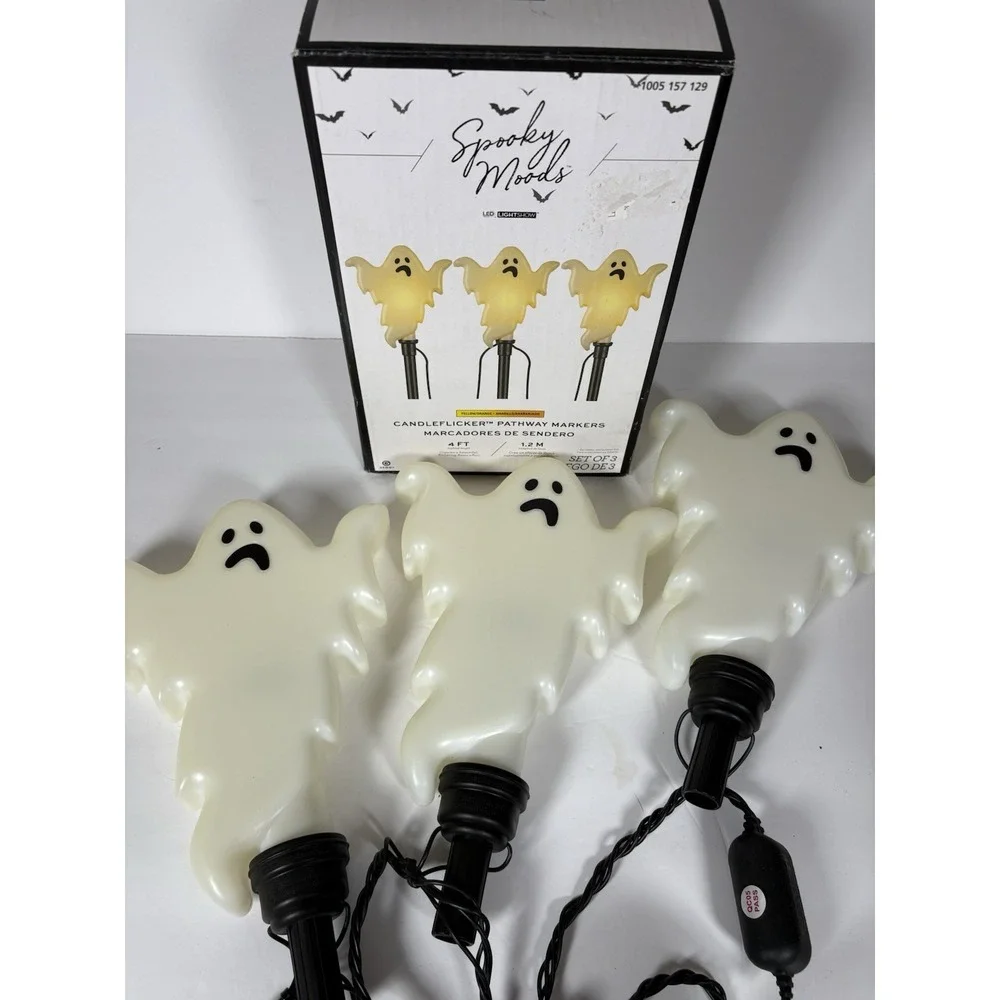 Gemmy Spooky Moods Ghost LED Candle-Flicker Pathway Markers Set of 3 in Box!